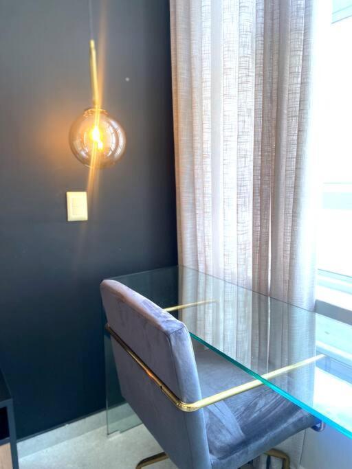 Appartement Luxury Centre- Walk To Cticc Kaapstad